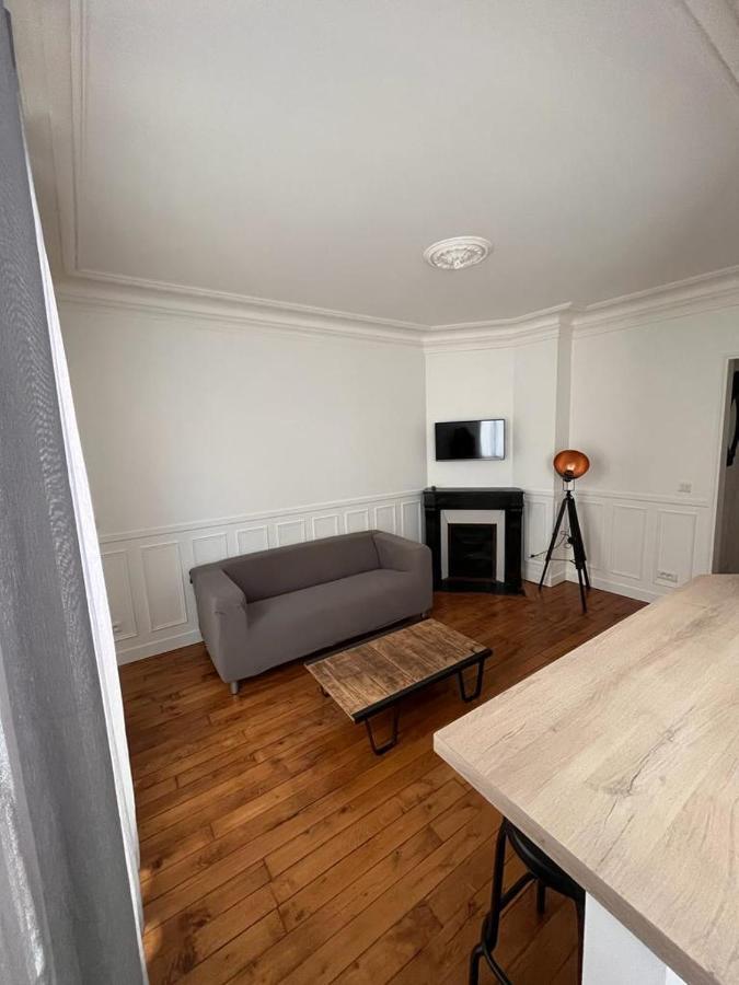 Cosy Appartement Paris A Deux Pas Courbevoie Luaran gambar