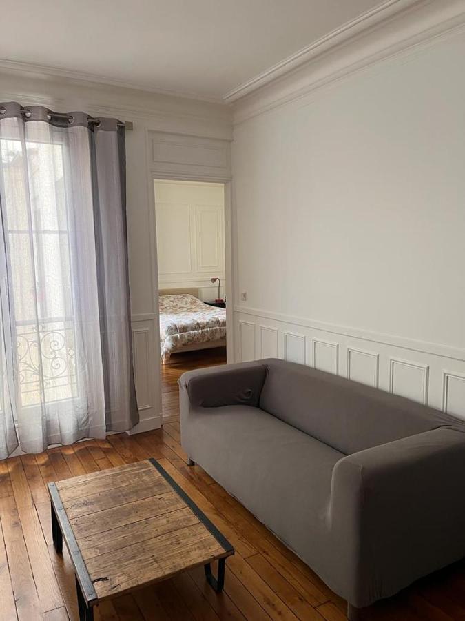 Cosy Appartement Paris A Deux Pas Courbevoie Luaran gambar