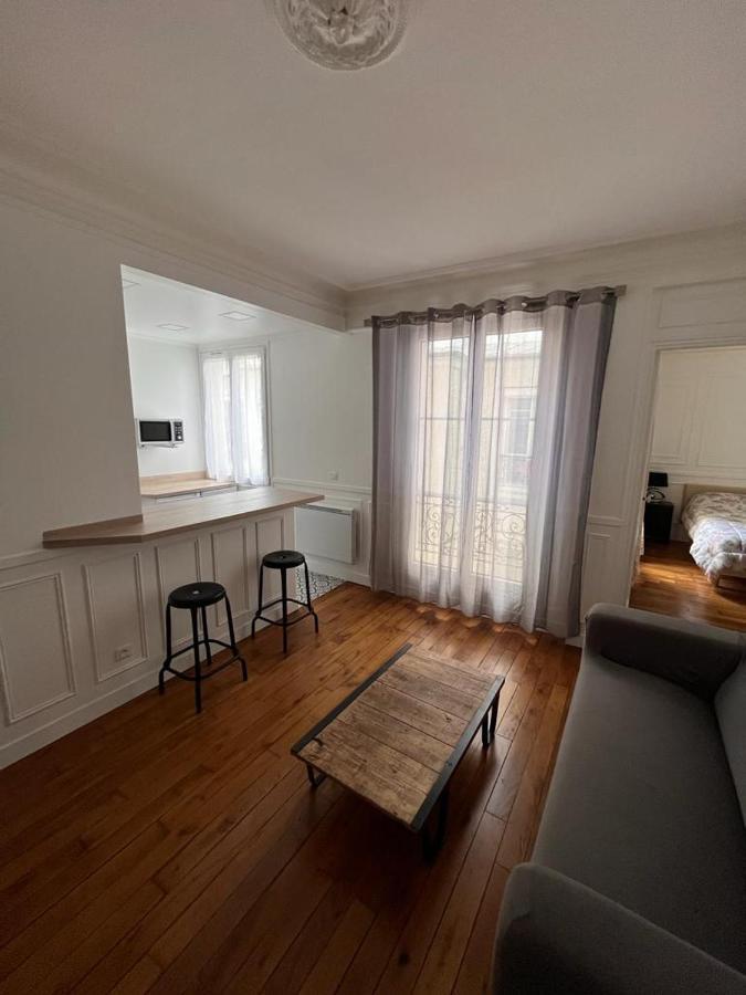 Cosy Appartement Paris A Deux Pas Courbevoie Luaran gambar