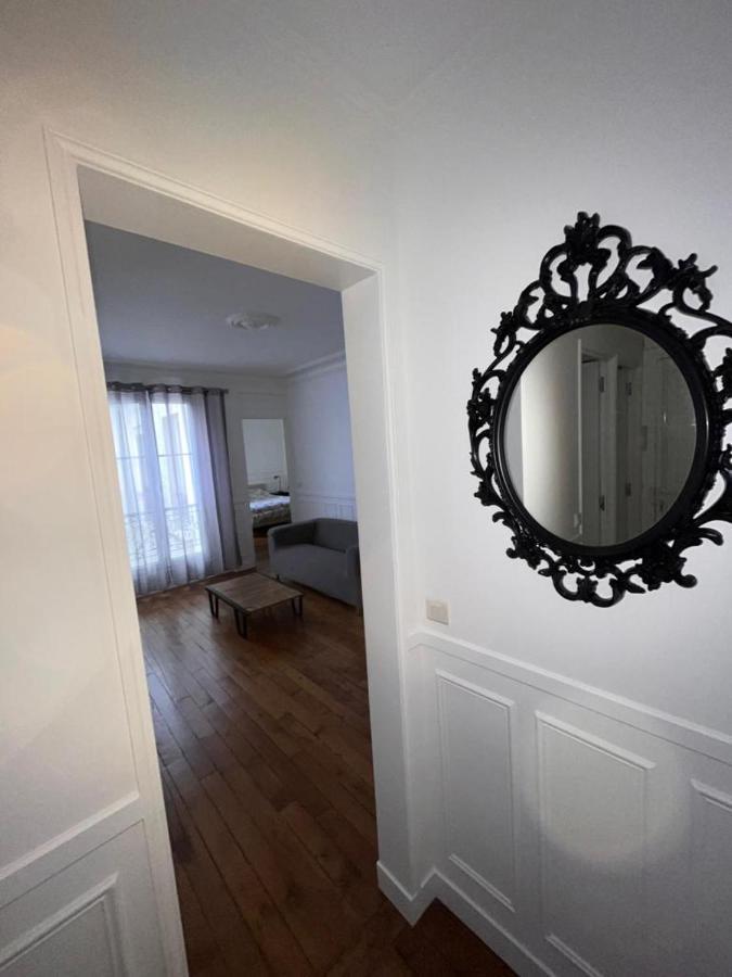 Cosy Appartement Paris A Deux Pas Courbevoie Luaran gambar